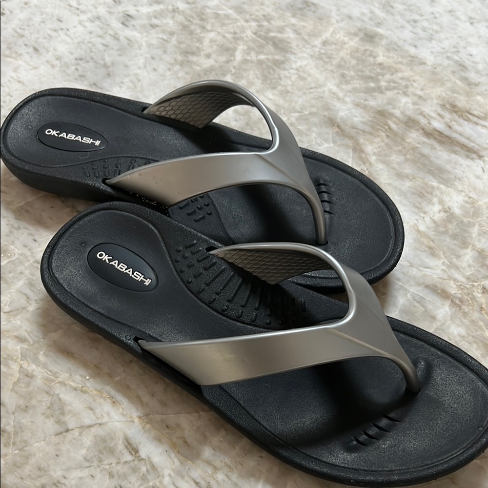 Okabashi Black and Silver Flip Flops